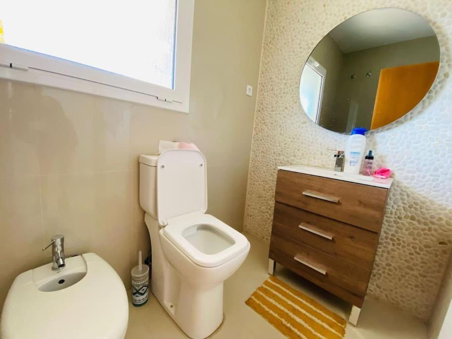 올리벨라 Contempory Exclusive Sitges Area 빌라 외부 사진